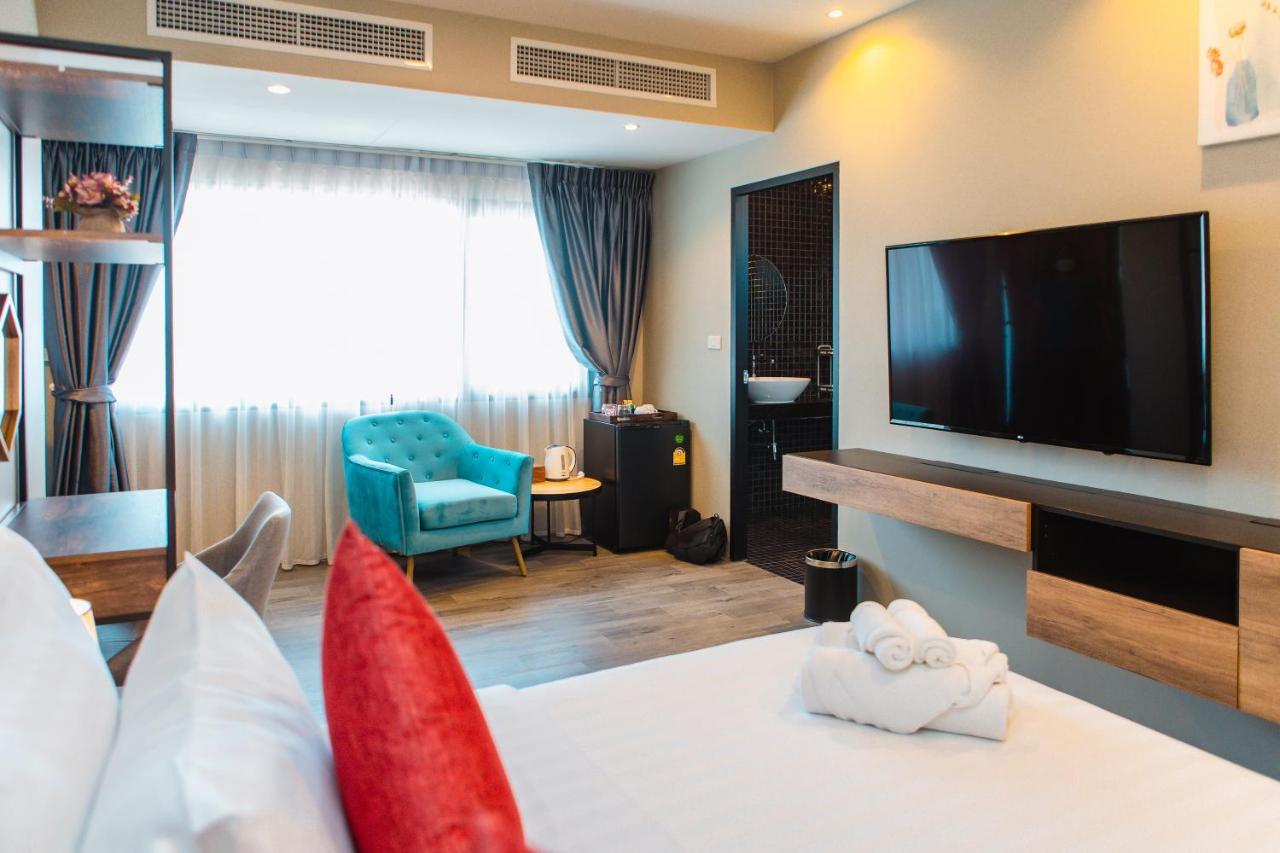 Triple L Hotel Patong Beach Phuket Esterno foto